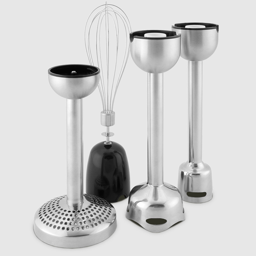 Umfangreiches Zubehör inklusive Mixbehälter (800 ml), Zerkleinerer (500 ml), Pürieraufsatz, Schneebesenaufsatz, Emulgieraufsatz und Kartoffelpüreeaufsatz