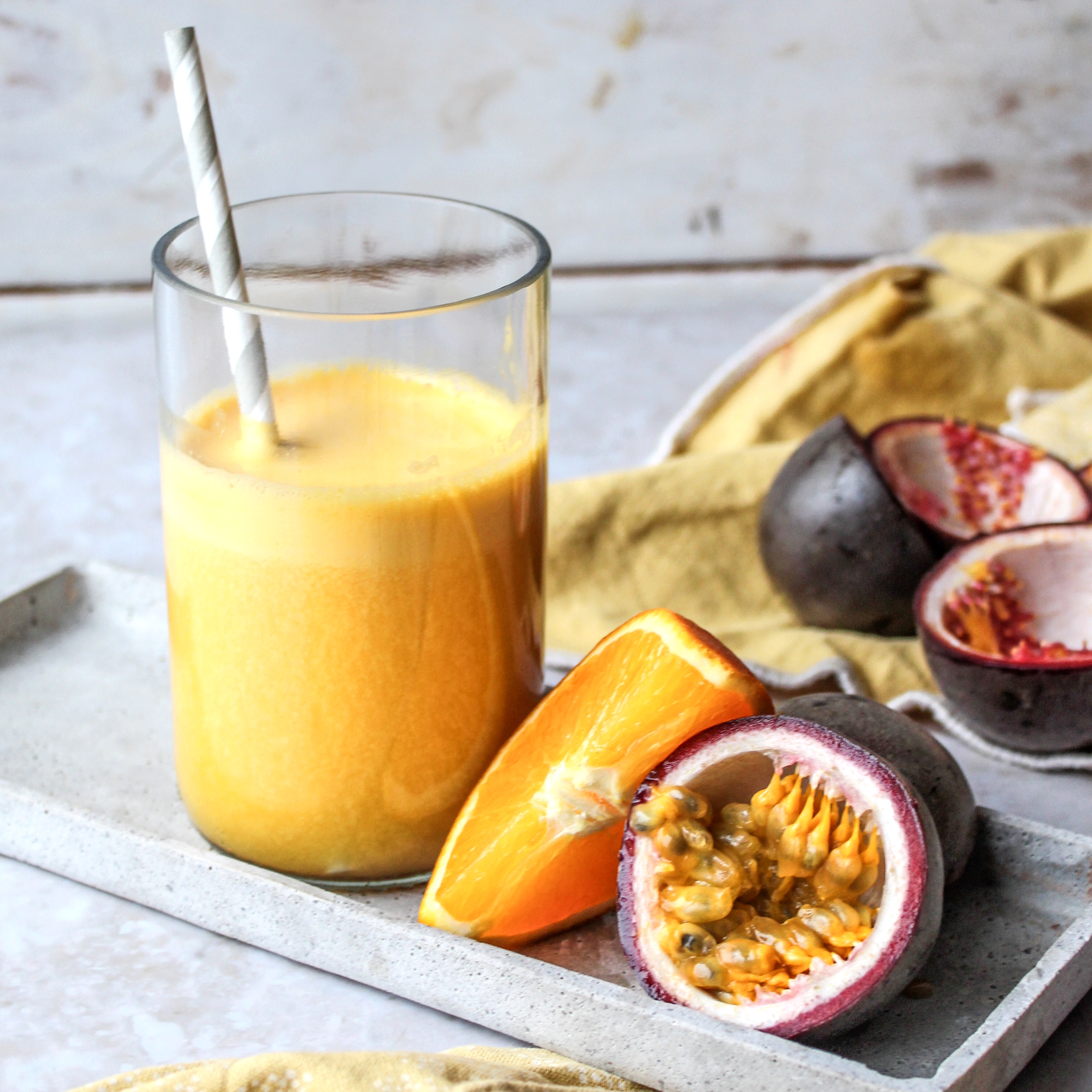 Passionssaft mit Orangen und Ananas | GASTROBACK® Entsafter Passionssaft mit Orangen und Ananas | GASTROBACK® Entsafter