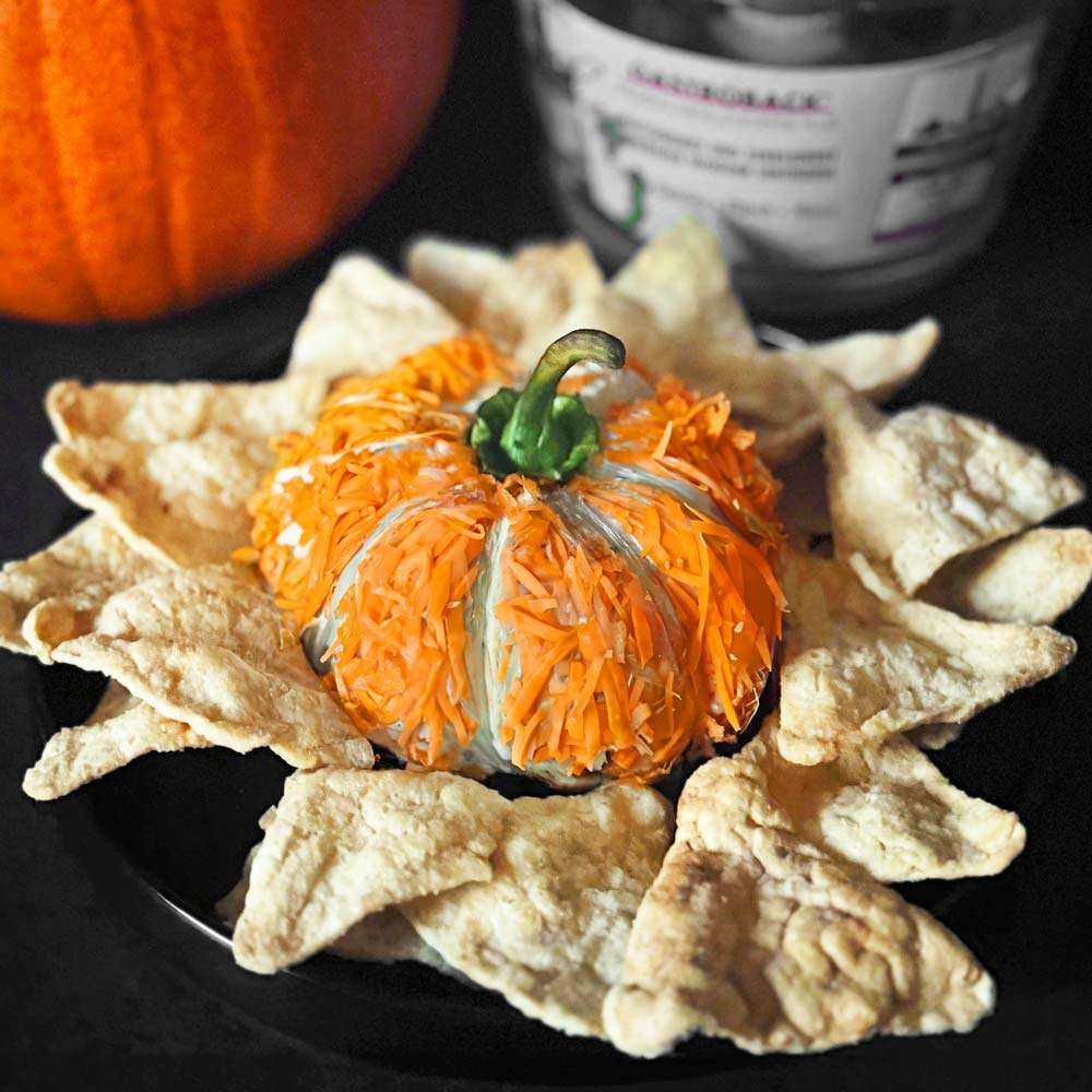 Halloween-Frischkaese-Kuerbis-Dip Halloween-Frischkaese-Kuerbis-Dip